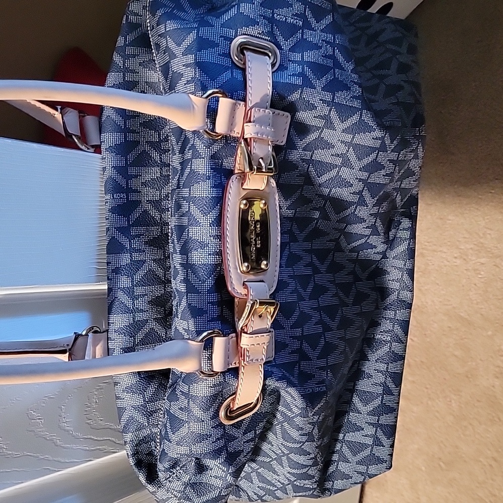 Michael kors tote